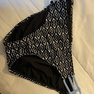 Ambrielle Bikini Bottom